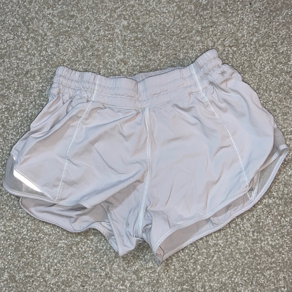 white lululemon hotly hot shorts